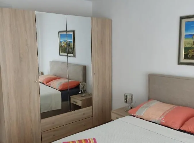 Nika Apartament *
